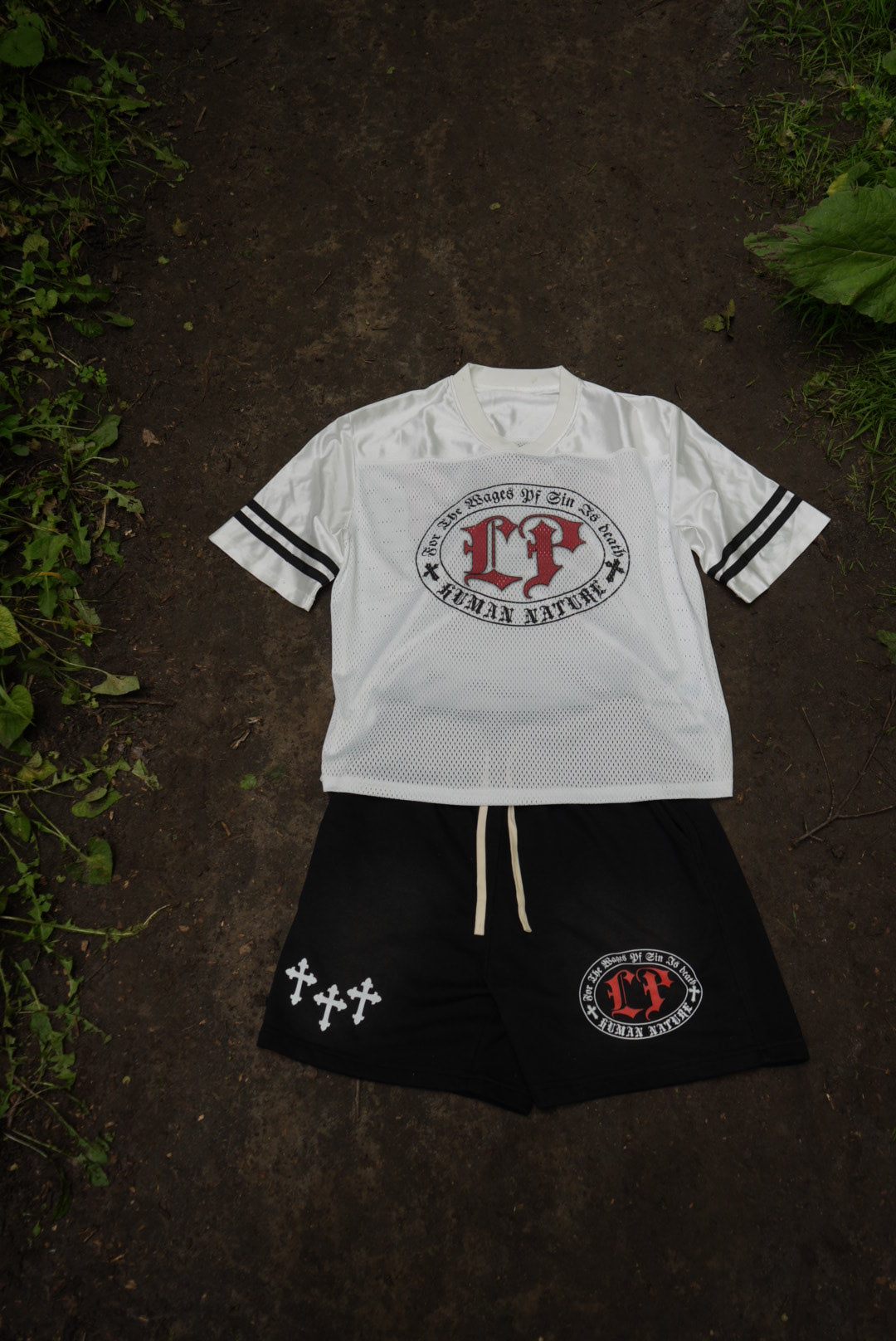 "HUMAN NATURE SHORTS" (Sun Fade Raw Edge)