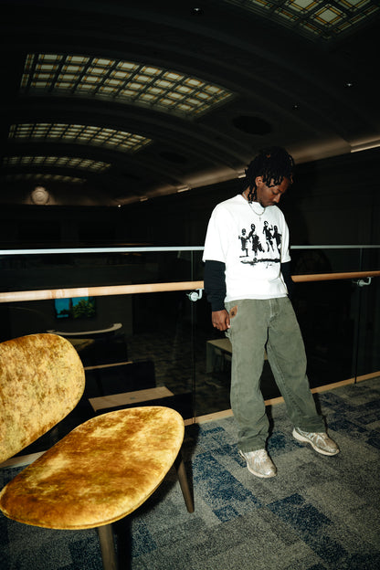 "DON'T LOOK BACK" TEE (Layered Contrast Sleeve)